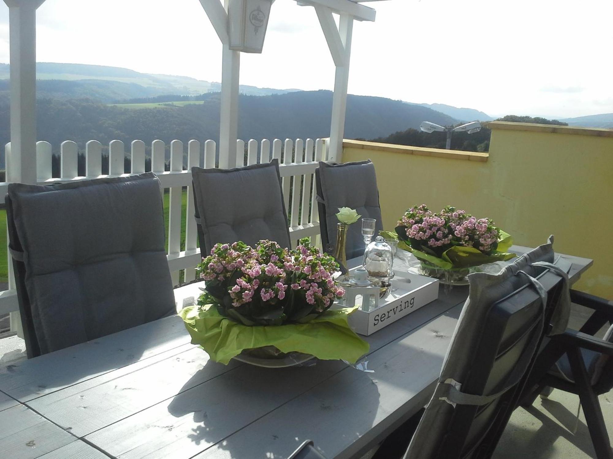 Beautiful Holidayhome With Sauna And Terrace Harscheid Extérieur photo
